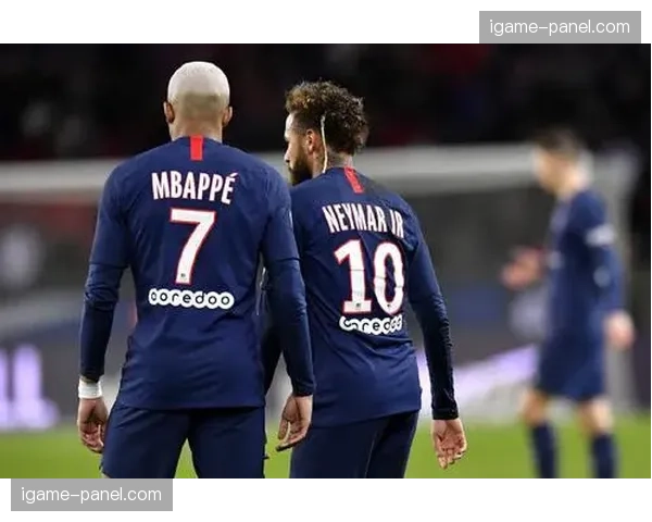 战术分析：图卢兹高位逼抢如何击溃斯特拉斯堡后防